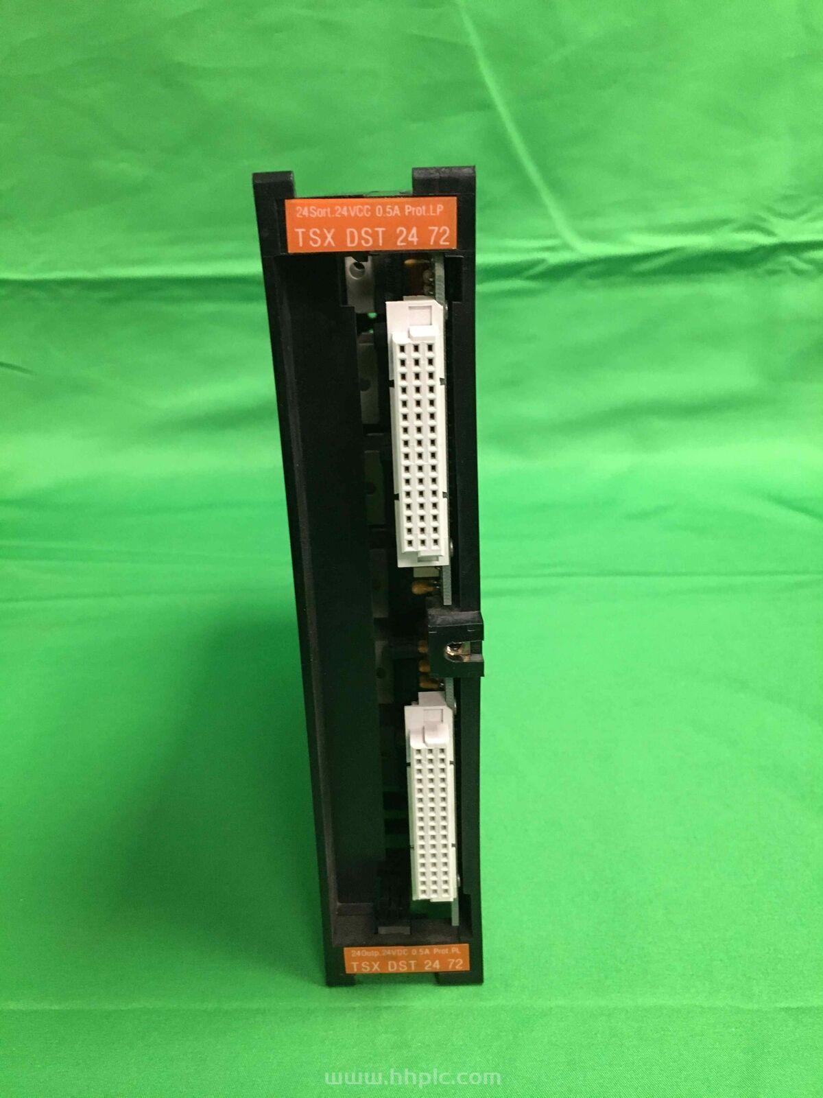 TSXDST2472 Schneider  施耐德电气  TSX系列 24 点 I/O 模块 全新原装未拆封 进口现货 折扣价 稳定货源 免运费