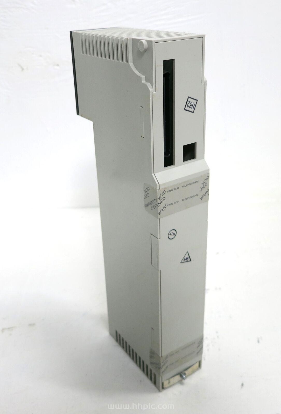 140AVI03000 Schneider 施耐德原装盒 输入模块 全新出售 库存全球运输 空运包邮 新货折扣