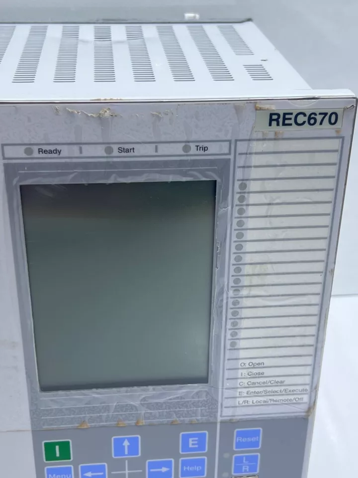 RED670 1MRK002810-AB ABB 高性能电机控制器 进口原装