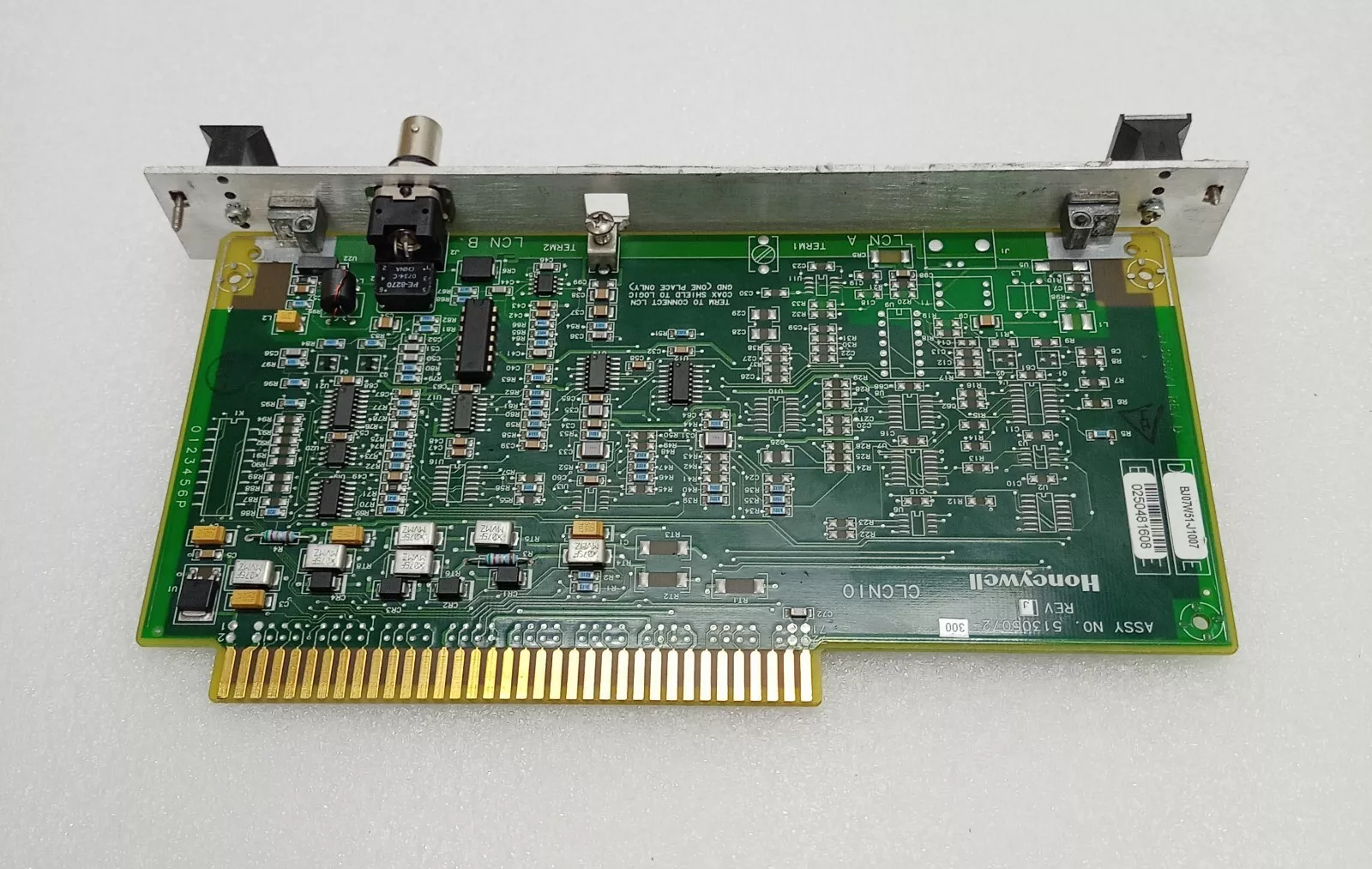 HONEYWELL 霍尼韦尔 51304672-100 模拟输出模块