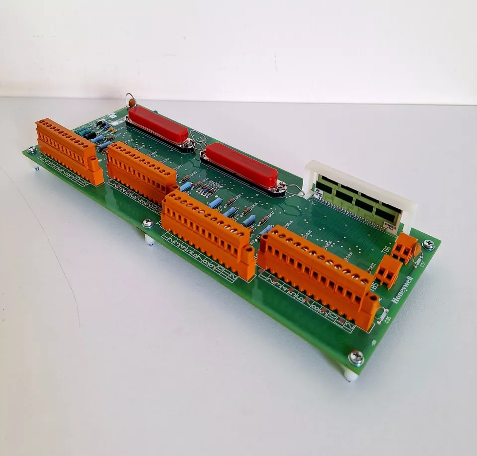 HONEYWELL 霍尼韦尔 MCMU-TAIH12 51304337-150 模拟输入模块