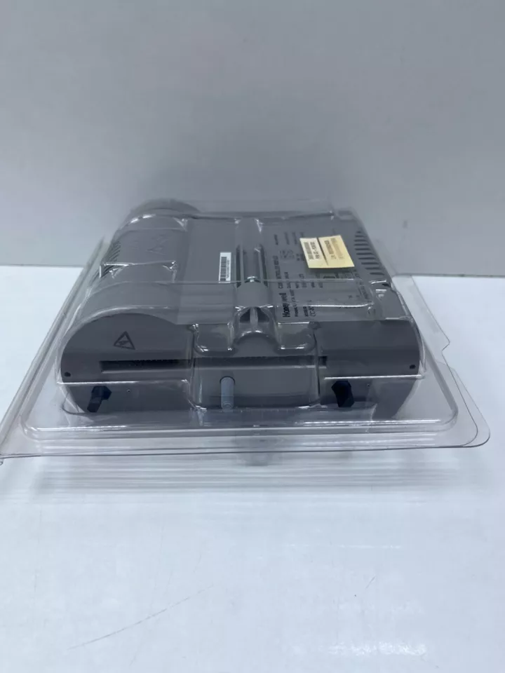 HONEYWELL 霍尼韦尔 CC-PCNT02 51454551-275 控制防火墙模块